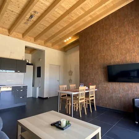 Am Weiher Kategorie 1 *