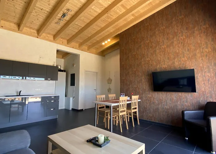 Am Weiher Kategorie 1 *